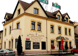 River Star Hotel 4