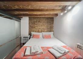 Stay U-nique Apartments Plaça Universitat 3