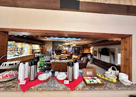 The Lodge at Leathem Smith 5