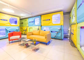 Capsule Inn 3