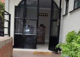 Cozy Stead Hotel - Garden House, Gigiri 3