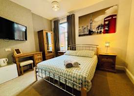 Le Papillon Hotel Blackpool 4