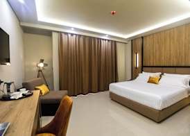 Kraal Hotel Vlore 2
