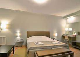 Ellopia Point Hotel 4