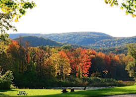 Hampton Inn & Suites Berkshires-Lenox 4
