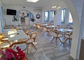 Stratos Apartments & Studios 5