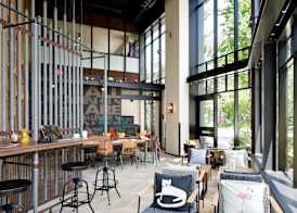 Moxy Osaka Umeda 3