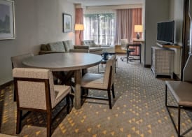 Holiday Inn ROCKY MOUNT - I-95 AT US 64 by IHG 4