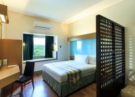 Microtel by Wyndham South Forbes near Nuvali 2