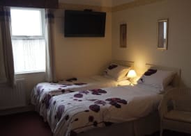 The Warwick Southport 5