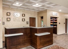 Comfort Suites - South Austin 4