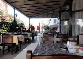 BOULEVARD OTEL 2