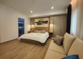 Carducci Art Guesthouse 4