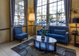 Ramada by Wyndham Costa Mesa/Newport Beach 4