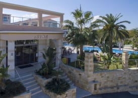 Isida Hotel Agia Marina 2