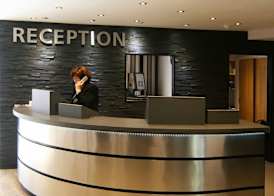 Damon’s Hotel 2
