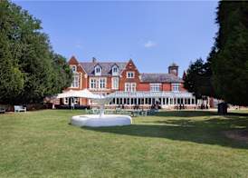 DoubleTree by Hilton St. Anne's Manor 5