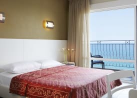 Hotel Alkyonis 4