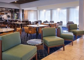 Courtyard by Marriott Detroit Livonia 4