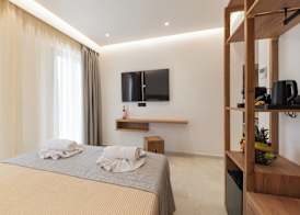 The Wine Suites 4