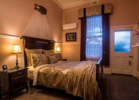 Heytesbury House 5