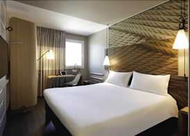 ibis Calama 4