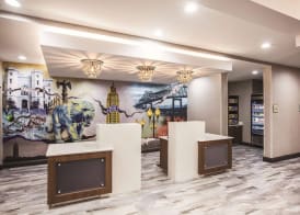 La Quinta Inn & Suites by Wyndham Baton Rouge - Port Allen 2