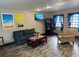Days Inn by Wyndham Harriman 3