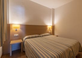 Almirall Apartaments 4