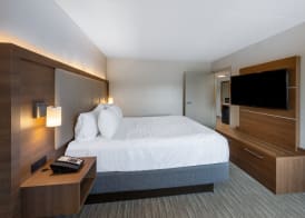 Holiday Inn Express STATE COLLEGE @WILLIAMSBURG SQ by IHG 5