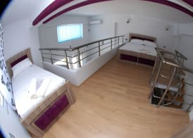 Bebi Hotel And Apartments 5