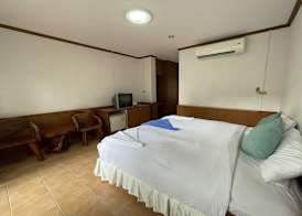 Sea Breeze Bungalow 3