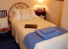 Burnside Guest House 5