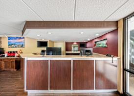 Econo Lodge Hickory 4