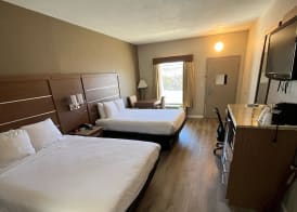 Quality Inn & Suites near Six Flags - Austell 5