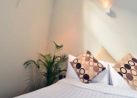 Arch Hotel 2