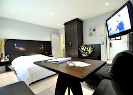 Logis Cottage Hotel 4
