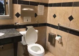 Days Inn & Suites by Wyndham Webster NASA-ClearLake-Houston 2