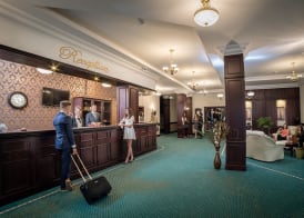 Magus Hotel 2