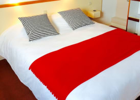 Bel Hotel 5