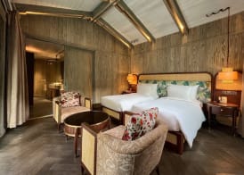 An Lam Retreats Saigon River 5