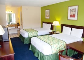 Days Inn by Wyndham DeFuniak Springs 5