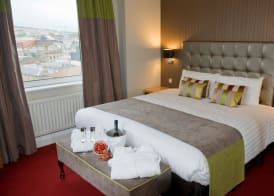 City Hotel 4
