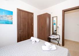 Islet Seafront Apartment Corner Terrace 2