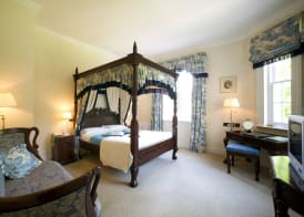 Esseborne Manor Hotel 4