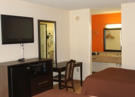 Americas Best Value Inn - Fredericksburg North 4