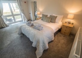 The Foxes Den 2