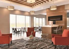 Park Inn by Radisson Brampton, ON 4
