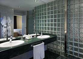 NH Collection Villa de Bilbao 4
