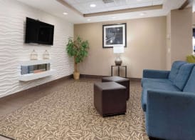 Comfort Inn & Suites Johnstown - Richland Town Center 4
